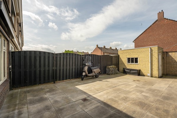 Medium property photo - Jaap Edenlaan 112, 4731 NV Oudenbosch